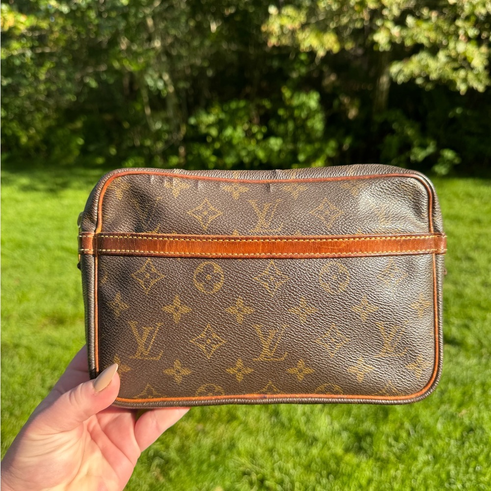 Louis Vuitton Monogram Brown Toilletries Bag - Picture 2 of 9